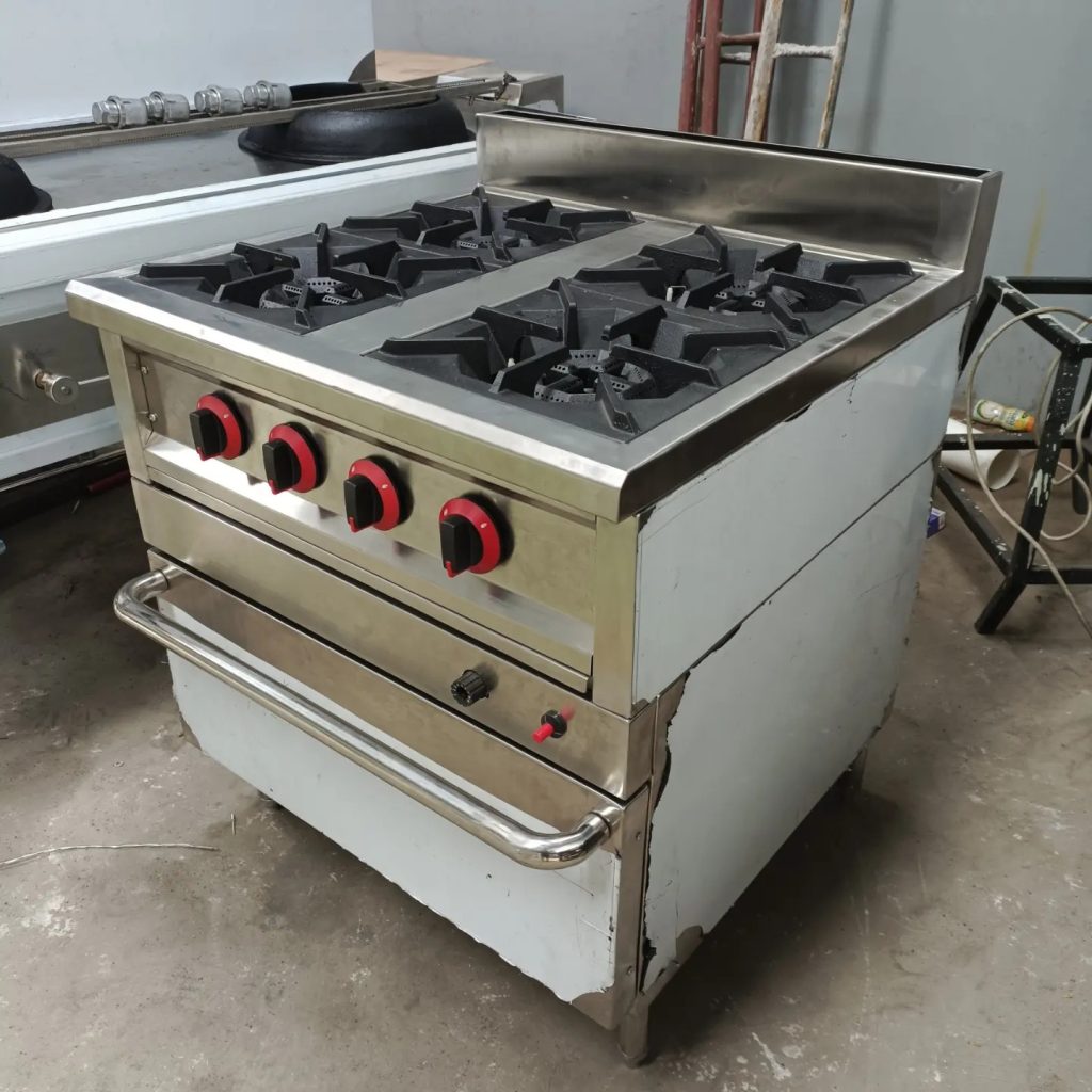 Detail Kompor 4 Burner dan Oven Stainless Steel Carte Kitchen
