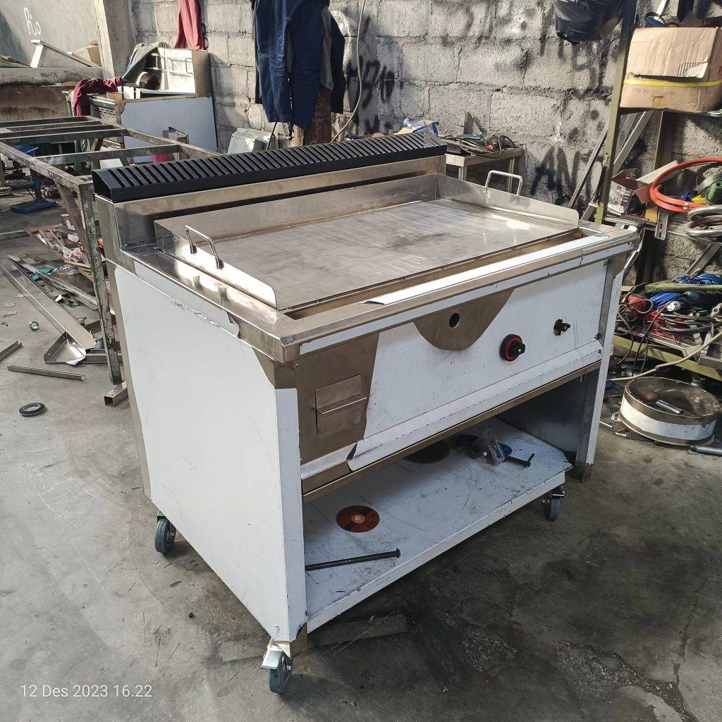 “Carte Kitchen Menghadirkan Grill Teppanyaki Stainless Steel yang Tahan